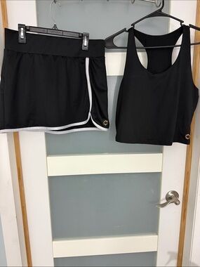 Pro Player Black Racerback Crop Tank Size L with Shorts Size M